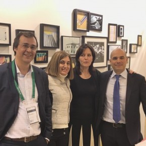 foto entrevista a The only way to achieve this extraordinary milestone is to be extraordinary people. Congratulations from your italian friends!